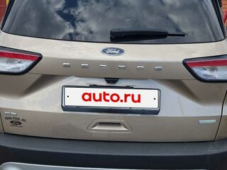 2020 Ford Escape IV, жёлтый, 1650000 рублей, вид 3