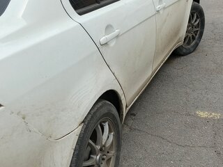 2007 Mitsubishi Lancer X, белый, 500000 рублей, вид 4
