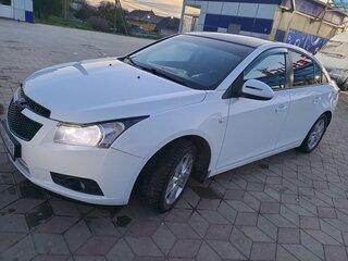 2011 Chevrolet Cruze I, белый, 800000 рублей, вид 1