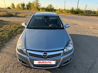 2009 Opel Astra H Рестайлинг, серебристый, 550000 рублей, вид 3