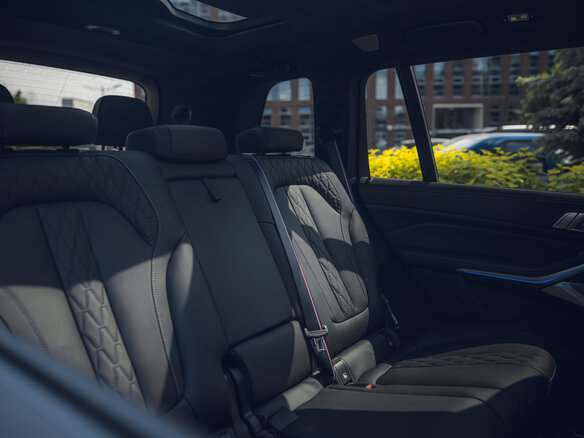 2022 BMW X7 M60i I (G07) Рестайлинг, серый - вид 21