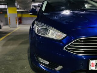 2016 Ford Focus III Рестайлинг, синий, 1390000 рублей, вид 3