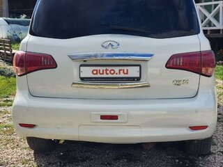 2011 Infiniti QX56 II, белый, 2200000 рублей, вид 3