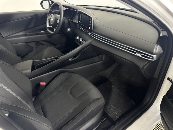 2024 Hyundai Elantra N Line VII (CN7) Рестайлинг, белый, 2310000 рублей - вид 13