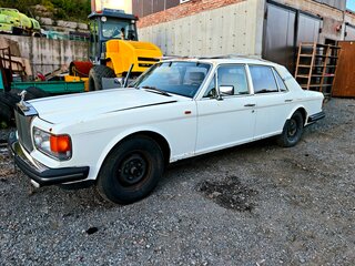 1981 Rolls-Royce Silver Spirit Mark I, белый, 1150000 рублей, вид 2