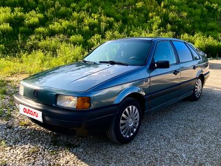 1988 Volkswagen Passat B3, серый, 130000 рублей, вид 1