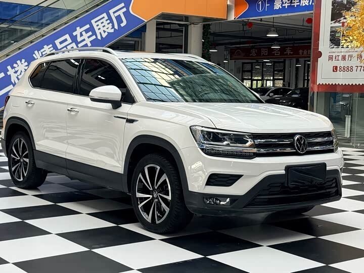 Открыть фотографии: Volkswagen Tharu I