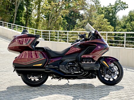 2026 Honda GL 1800 Gold Wing, красный, 3200000 рублей, вид 1