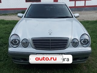1999 Mercedes-Benz E-Класс 320 II (W210, S210) Рестайлинг, серебристый, 1500000 рублей, вид 1