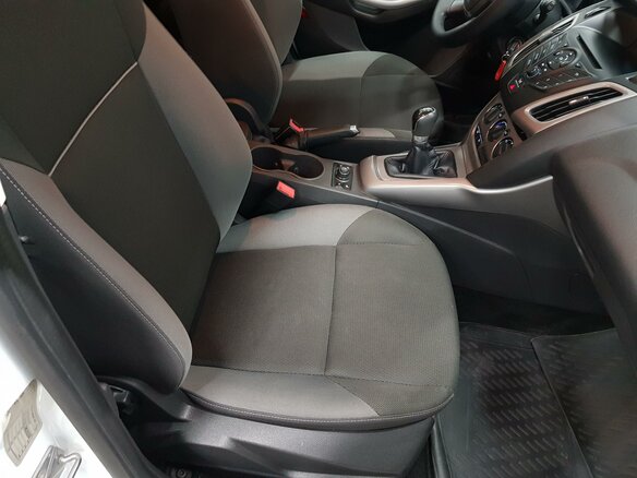 2013 Ford Focus III, белый - вид 13
