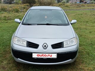 2007 Renault Megane II Рестайлинг, серебристый, 550000 рублей, вид 1