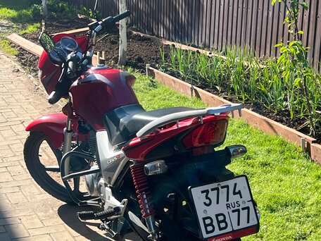 2014 Honda CB 125, красный, 230000 рублей, вид 2