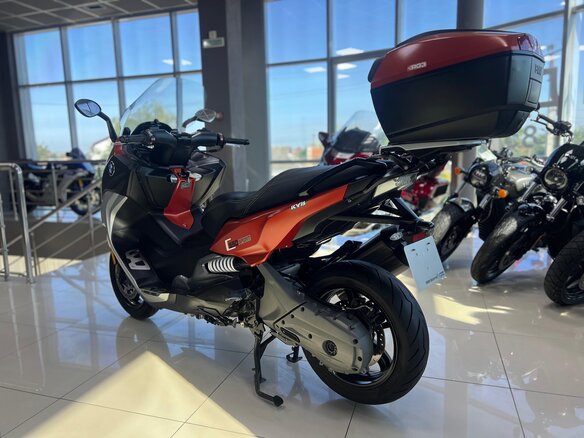 2016 BMW C 650 Sport, оранжевый - вид 5