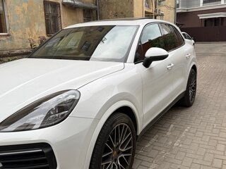 2020 Porsche Cayenne III, белый, 8650000 рублей, вид 4