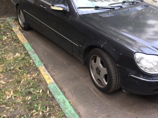 1999 Mercedes-Benz S-Класс 500 Long IV (W220), чёрный, 550000 рублей, вид 1