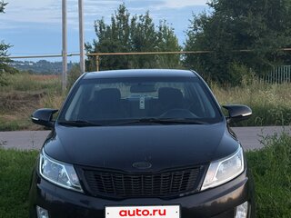 2014 Kia Rio 5-speed III, чёрный, 1050000 рублей, вид 2