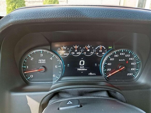 2019 Chevrolet Tahoe IV, чёрный, 4950000 рублей - вид 6