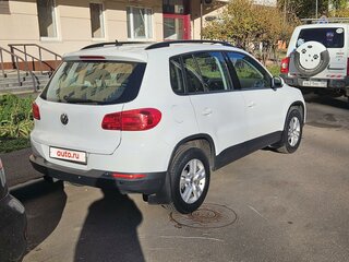 2014 Volkswagen Tiguan I Рестайлинг, белый, 1400000 рублей, вид 4