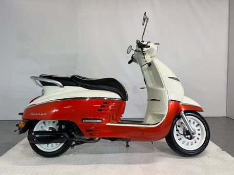 2019 Peugeot Django, красный, 135000 рублей, вид 1