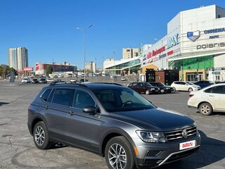 2018 Volkswagen Tiguan Allspace II, серый, 2350000 рублей, вид 2