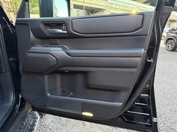 2026 Toyota Land Cruiser Prado 250 Series, чёрный, 7500000 рублей - вид 15