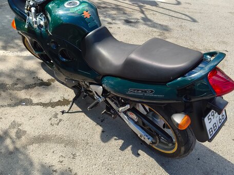 1998 Suzuki GSX 750F Katana, зелёный, 330000 рублей, вид 5