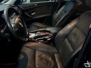 2009 BMW 5 серии 520d V (E60/E61) Рестайлинг, чёрный, 1300000 рублей, вид 5