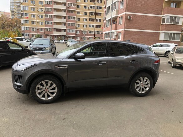 2018 Jaguar E-Pace I, серый, 2599000 рублей - вид 8