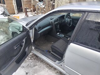 2002 Subaru Legacy III, серый, 700000 рублей, вид 4