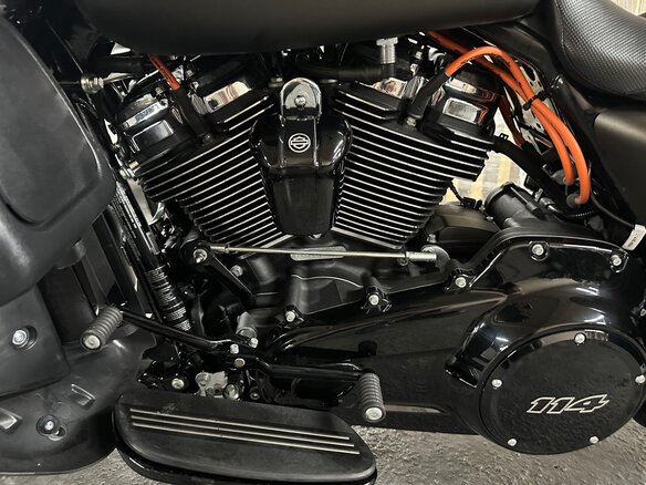 2020 Harley-Davidson Street Glide, зелёный, 2400000 рублей - вид 1
