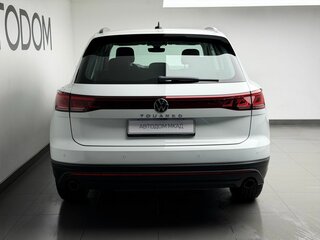 2024 Volkswagen Touareg III Рестайлинг, белый, 7297000 рублей, вид 3
