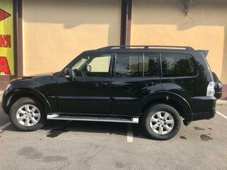 2012 Mitsubishi Pajero IV Рестайлинг 1, чёрный, 2250000 рублей, вид 2