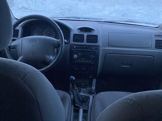 2004 Kia Rio I Рестайлинг, серебристый, 250000 рублей, вид 5