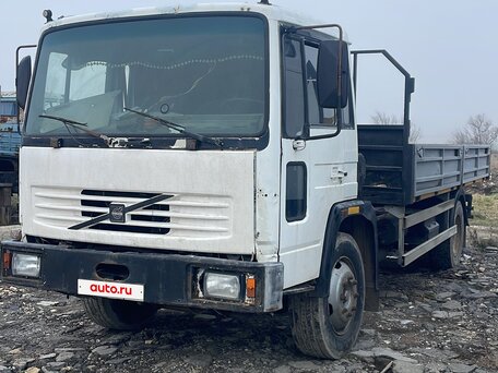 1990 Volvo FL, белый, 1000000 рублей, вид 1