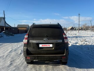 2015 Toyota Land Cruiser Prado 6-speed 150 Series Рестайлинг 1, чёрный, 4500000 рублей, вид 3