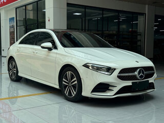 2022 Mercedes-Benz A-Класс 180 IV (W177) Рестайлинг, белый, 2590000 рублей, вид 2