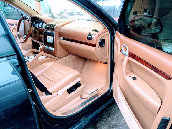 2003 Porsche Cayenne S I (955), чёрный - вид 3
