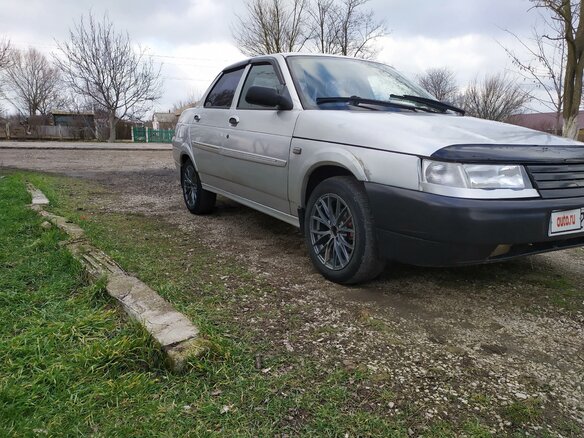 2003 Lada (ВАЗ) 2110, серый, 220000 рублей - вид 1