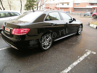 2013 Mercedes-Benz E-Класс 200 IV (W212, S212, C207) Рестайлинг, чёрный, 1780000 рублей, вид 4