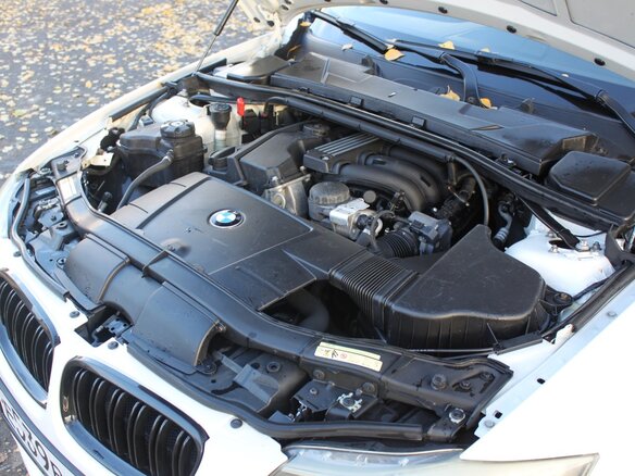 2012 BMW 3 серии 320i V (E90/E91/E92/E93) Рестайлинг, белый - вид 24
