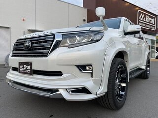2024 Toyota Land Cruiser Prado 150 Series Рестайлинг 3, белый, 6190000 рублей, вид 3