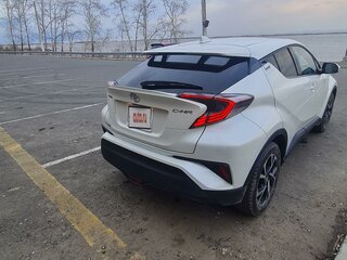 2019 Toyota C-HR I Рестайлинг, белый, 2600000 рублей, вид 3