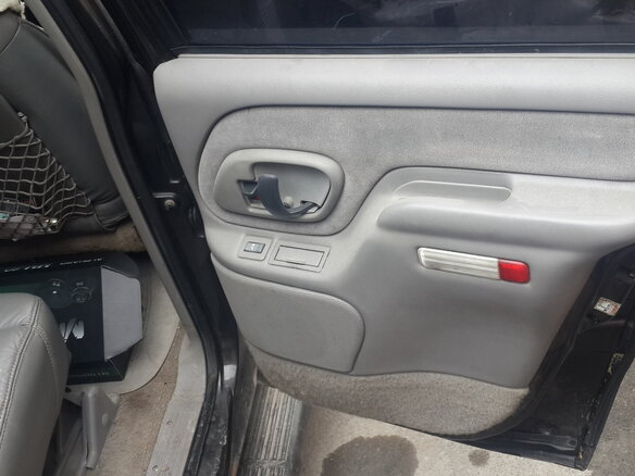 1996 Chevrolet Tahoe I, чёрный - вид 7