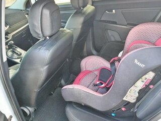 2012 Kia Sportage III, белый, 1260000 рублей, вид 5