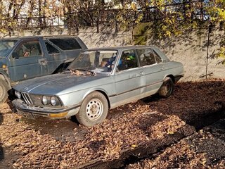 1977 BMW 5 серии 520i I (E12) Рестайлинг, серый, 1500000 рублей, вид 1