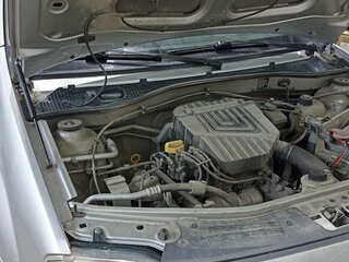 2014 Renault Logan I Рестайлинг, серебристый, 1000000 рублей, вид 4