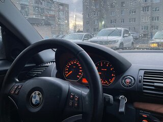 2008 BMW 1 серии 116i I (E81/E82/E87/E88) Рестайлинг, чёрный, 380000 рублей, вид 4