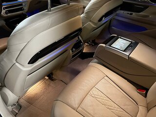 2015 BMW 7 серии 750i xDrive VI (G11/G12), серый, 3900000 рублей, вид 5