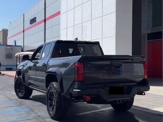 2025 Toyota Tacoma IV, серый, 10079242 рублей, вид 2