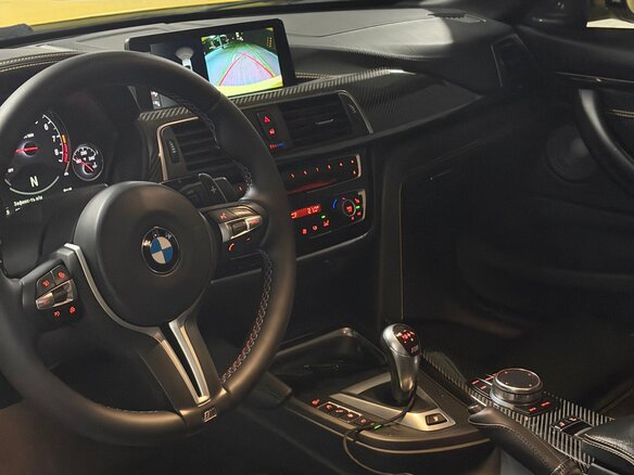 2018 BMW M4 Competition Package F82/F83 Рестайлинг, жёлтый, 4350000 рублей - вид 4